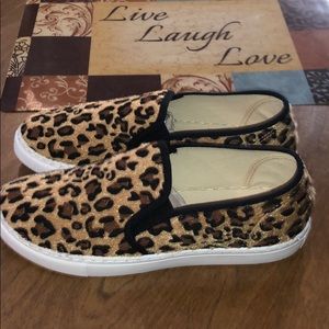 Anna leopard print loafers.